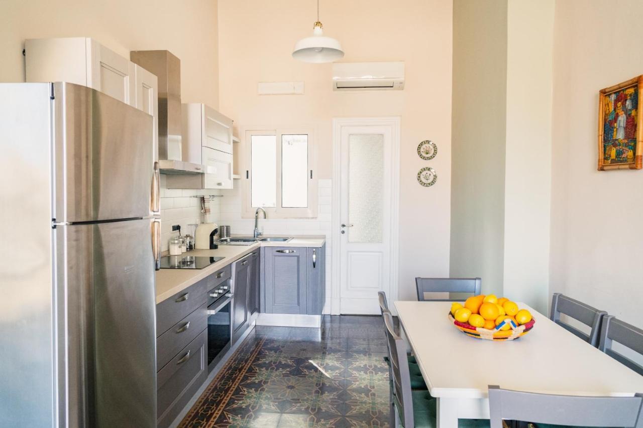 Apartamento Le Grazie CTA Exterior foto